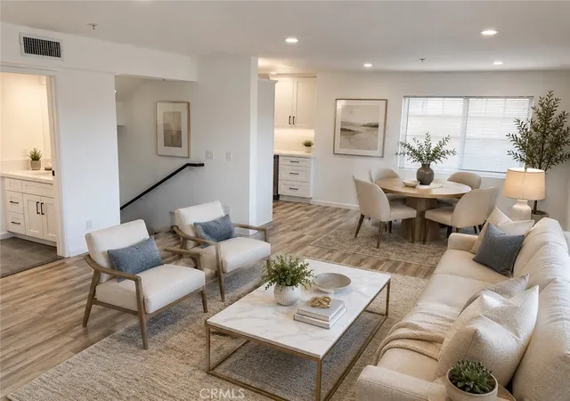 Condo for sale at 14253 Gilmore St #A, Van Nuys, CA 91401 | MLS# BB26164929