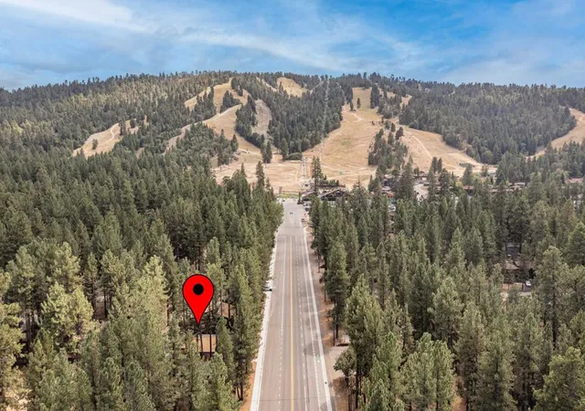 Photo 3 of Condo for sale at 733 Summit Blvd #2, Big Bear, CA 92314 | MLS# 219151775PS | Listing updated on 2026-10-04