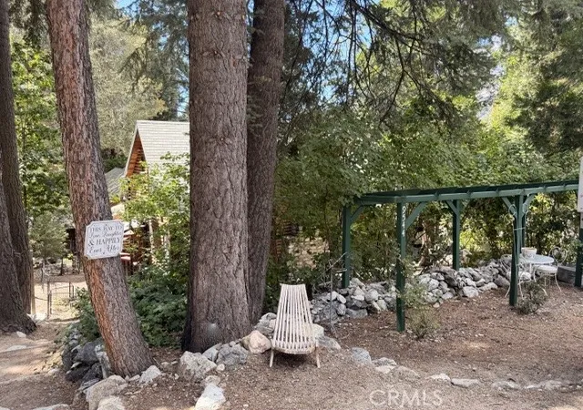 Photo 3 of Single family home for sale at 9544 Snow Drift, Forest Falls, CA 92339 | MLS# IG26184816 | Listing updated on 2026-10-07