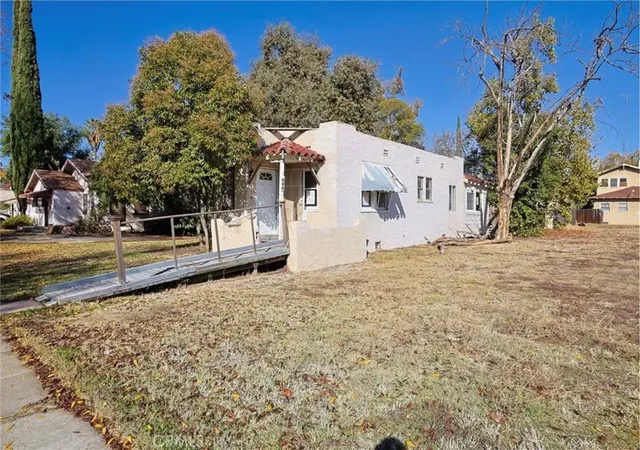 Photo 1 of Single family home for sale at 409 W 25th St, Merced, CA 95340 | MLS# MC26181953 | Listing updated on 2026-09-09