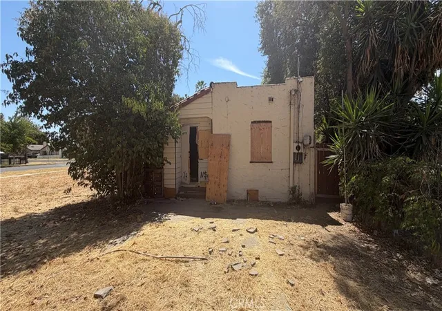 Photo 1 of Single family home for sale at 409 W 25Th St, Merced, CA 95340 | MLS# MC26181953 | Listing updated on 2026-09-09