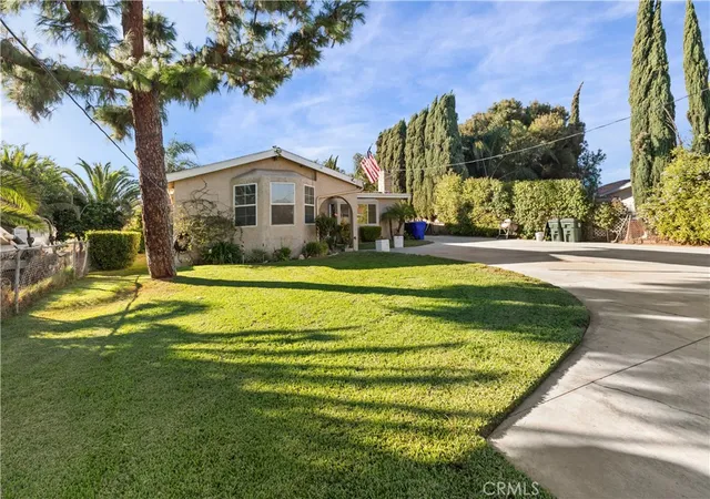 Photo 3 of Sale Pending at 4337 Riverview, Jurupa Valley, CA 92509 | MLS# IV26183309 | Listing updated on 2026-09-27