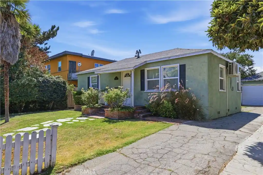 Multi family home for sale at 5701 Fair, North Hollywood, CA 91601 | MLS# SR26184778