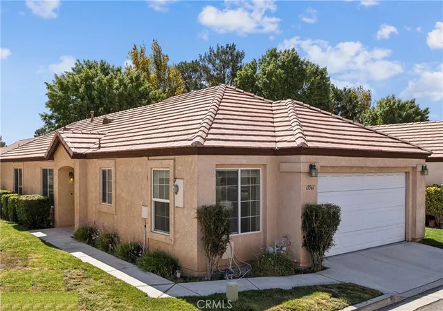 Photo 1 of Single family home for sale at 11561 Park Ln, Apple Valley, CA 92308 | MLS# IG26184581 | Listing updated on 2026-10-02