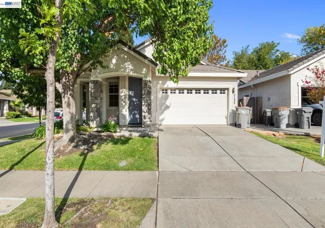 Photo 1 of Single family home for sale at 3199 Maui St, West Sacramento, CA 95691 | MLS# 41145970 | Listing updated on 2026-09-28