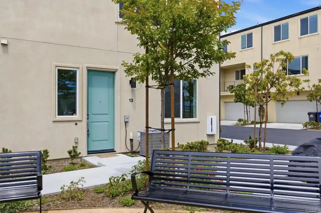 Listing Photo 1 - Condo for sale in 5310 Seacliff Pl located at 5310 Seacliff Pl, San Diego, CA 92154 - Unit #13