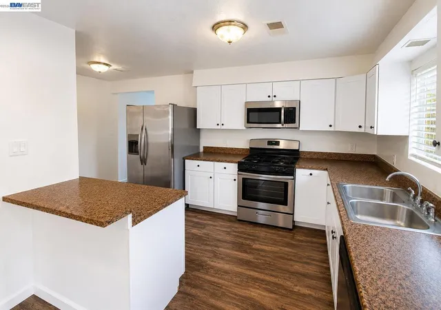Photo 4 of Sale Pending at 1307 Cathay Dr, San Jose, CA 95122 | MLS# 41145976 | Listing updated on 2026-10-09