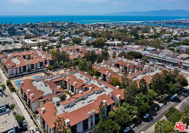 Listing Photo 2 - Condo for sale in building located at 8515 Falmouth Ave, Playa Del Rey, CA 90293 - Unit #209