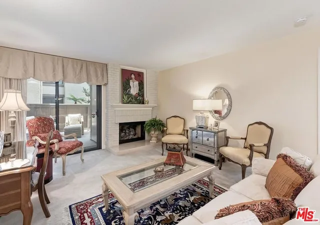 Listing Photo 4 - Condo for sale in building located at 8515 Falmouth Ave, Playa Del Rey, CA 90293 - Unit #209