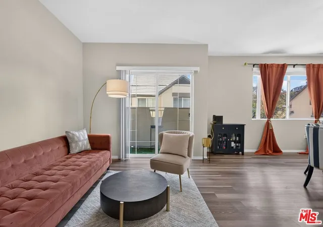 Photo 3 of Condo for sale at 4600 Don Lorenzo Dr #4, Los Angeles, CA 90008 | MLS# 26876149 | Listing updated on 2026-09-01