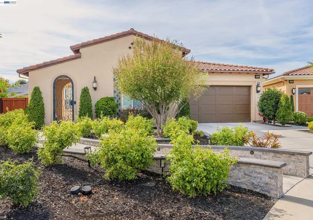 Photo 1 of Single family home for sale at 2063 Reserva Ct, Brentwood, CA 94513 | MLS# 41145984 | Listing updated on 2026-10-09