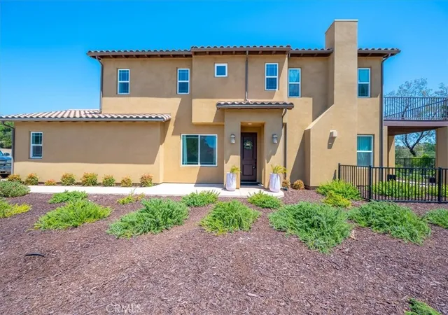 Photo 1 of Single family home for sale at 200 Oak Hill, Lompoc, CA 93436 | MLS# PI26185075 | Listing updated on 2026-09-28