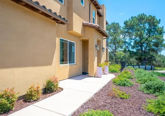 Photo 2 of Single family home for sale at 200 Oak Hill, Lompoc, CA 93436 | MLS# PI26185075 | Listing updated on 2026-09-28