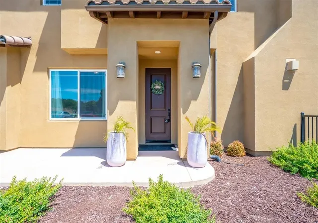 Photo 3 of Single family home for sale at 200 Oak Hill, Lompoc, CA 93436 | MLS# PI26185075 | Listing updated on 2026-09-28
