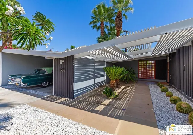 Photo 4 of Sale Pending at 1932 S Navajo Dr, Palm Springs, CA 92264 | MLS# 26875425PS | Listing updated on 2026-09-11