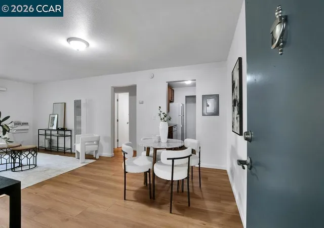 Photo 3 of Sale Pending at 1660 Laguna #B, Concord, CA 94520 | MLS# 41145994 | Listing updated on 2026-09-06
