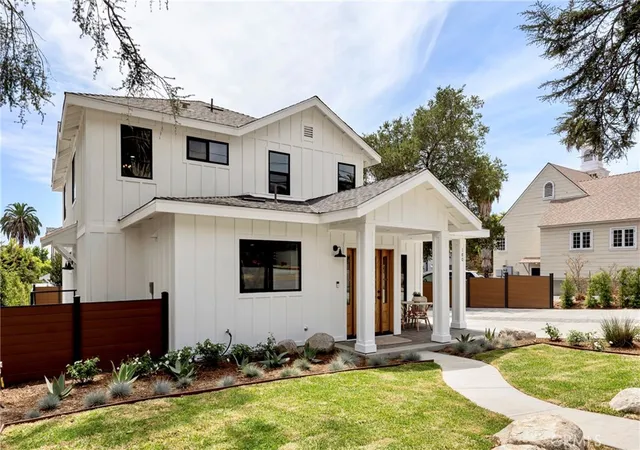 Photo 3 of Condo for sale at 180 W Highland Ave, Sierra Madre, CA 91024 | MLS# AR26184892 | Listing updated on 2026-10-09