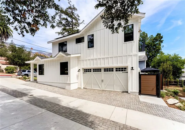 Photo 3 of Condo for sale at 180 W Highland Ave, Sierra Madre, CA 91024 | MLS# AR26184892 | Listing updated on 2026-10-09
