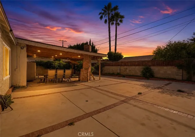 Photo 2 of Single family home for sale at 6949 Aura Ave, Reseda, CA 91335 | MLS# SR26184938 | Listing updated on 2026-09-13