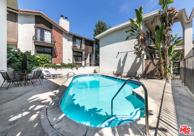 Photo 4 of Multi family home for sale at 14925 Sherman Wy, Los Angeles, CA 91405 | MLS# 26876281 | Listing updated on 2026-09-29