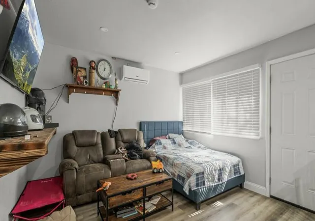 Photo 4 of House for sale at 697 Hamline St, San Jose, CA 95110 | MLS# ML82058802 | Listing updated on 2026-09-23