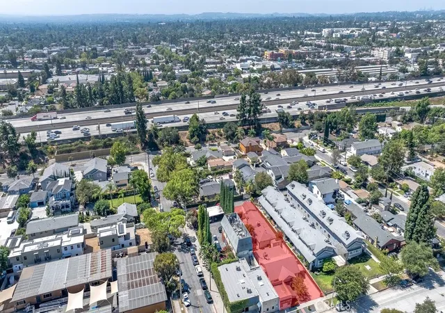 Photo 3 of Multi family home for sale at 2056 E Villa, Pasadena, CA 91107 | MLS# SR26185267 | Listing updated on 2026-09-11