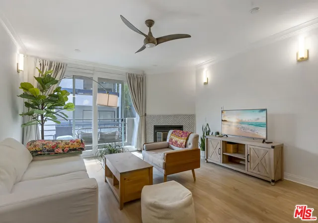 Photo 1 of Condo for sale at 20 Catamaran St #104, Los Angeles, CA 90292 | MLS# 26876313 | Listing updated on 2026-09-13