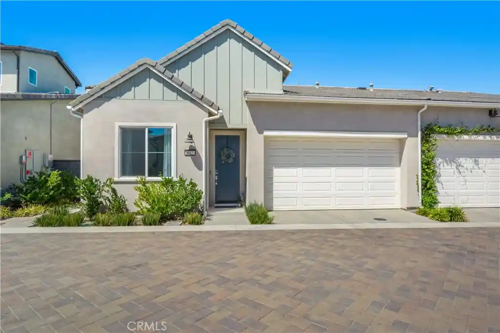 Photo 1 of Townhouse for sale at 842 Sunrise Rd, Rancho Mission Viejo, CA 92694 | MLS# OC26185232 | Listing updated on 2026-10-17