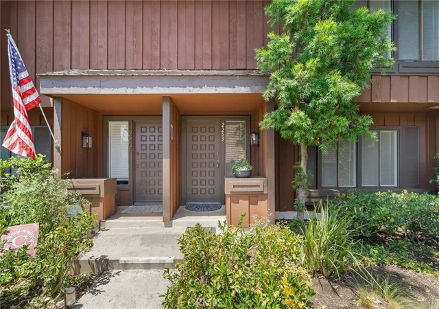 Photo 3 of Townhouse for sale at 2253 Stonewood Ct, San Pedro, CA 90732 | MLS# SB26179165 | Listing updated on 2026-10-27