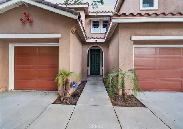 Photo 3 of Single family home for sale at 36 Via De La Valle, Lake Elsinore, CA 92532 | MLS# SW26185252 | Listing updated on 2026-10-01