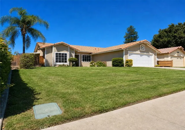 Photo 2 of Single family home for sale at 713 Harvest Creek Rd, Bakersfield, CA 93312 | MLS# TR26185441 | Listing updated on 2026-10-10
