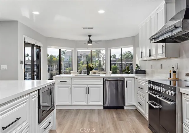 Photo 3 of Single family home for sale at 30205 White Wake, Canyon Lake, CA 92587 | MLS# SW26185503 | Listing updated on 2026-10-04