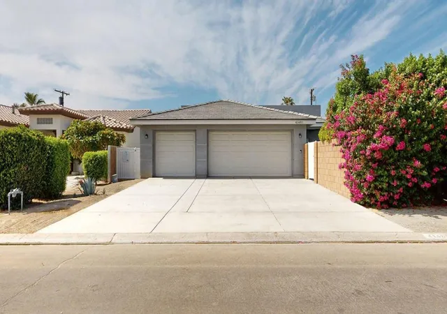 Photo 2 of Single family home for sale at 41481 Jamaica Sands Dr, Bermuda Dunes, CA 92203 | MLS# 219151803DA | Listing updated on 2026-09-29