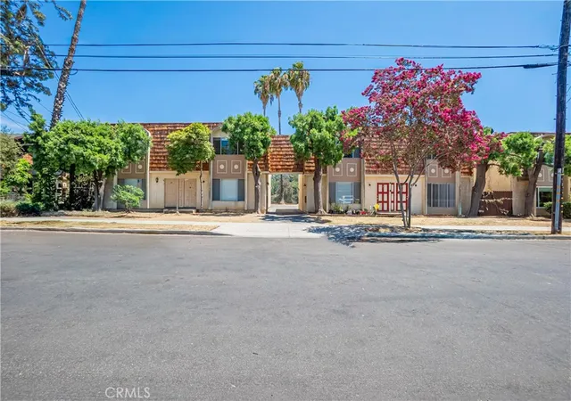 Multi family home for sale at 218 Thorne, Los Angeles, CA 90042 | MLS# SB26185527