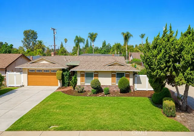 Photo 2 of Single family home for sale at 613 Converse Ave, Claremont, CA 91711 | MLS# IG26184988 | Listing updated on 2026-09-22