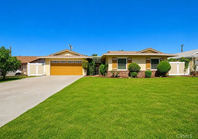 Photo 3 of Single family home for sale at 613 Converse Ave, Claremont, CA 91711 | MLS# IG26184988 | Listing updated on 2026-09-22