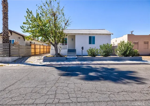 Photo 1 of Single family home for sale at 124 W Fredricks, Barstow, CA 92311 | MLS# DW26170224 | Listing updated on 2026-10-02