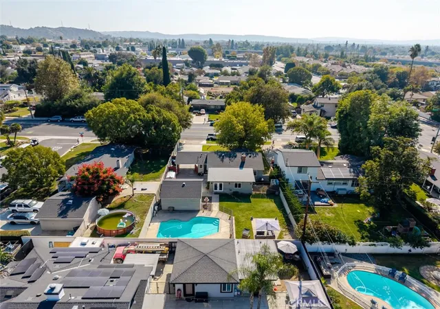 Photo 4 of Single family home for sale at 447 W Bennett Ave, Glendora, CA 91741 | MLS# GD26185641 | Listing updated on 2026-09-29