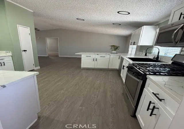 Photo 2 of Manufactured home for sale at 278 Yucca, Pinon Hills, CA 92372 | MLS# DW26185674 | Listing updated on 2026-10-07