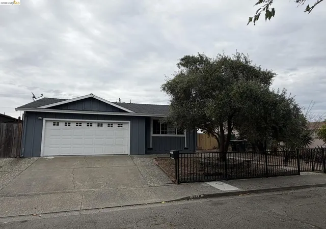 Single family home for sale at 1178 Roleen Dr, Vallejo, CA 94589 | MLS# 41146039