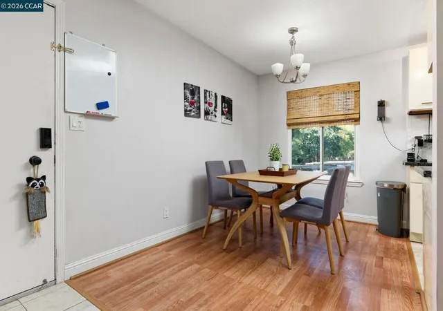 Listing Photo 4 - Condo for sale in building located at 810 Oak Grv Rd, Concord, CA 94518 - Unit #98