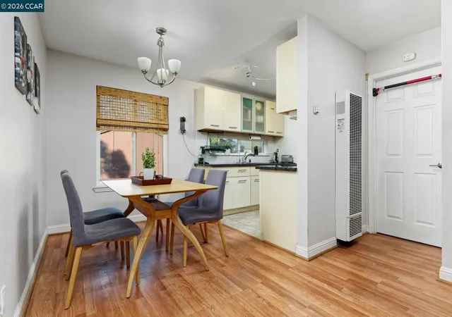 Listing Photo 5 - Condo for sale in building located at 810 Oak Grv Rd, Concord, CA 94518 - Unit #98