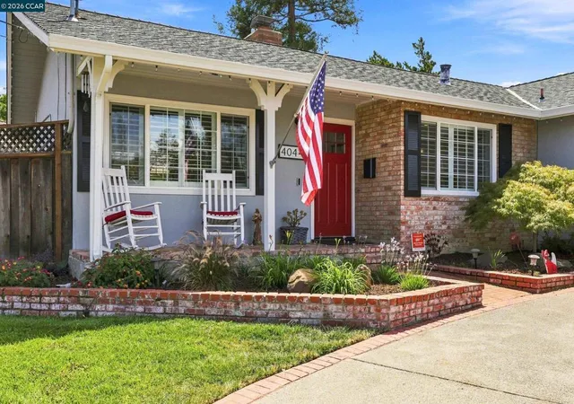 Photo 3 of Single family home for sale at 4044 Poplar Ave, Concord, CA 94521 | MLS# 41146041 | Listing updated on 2026-10-11