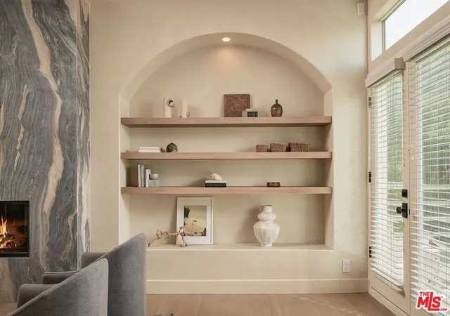 Photo 4 of Condo for sale at 18 Voyage St, Marina Del Rey, CA 90292 | MLS# 26876521 | Listing updated on 2026-10-08