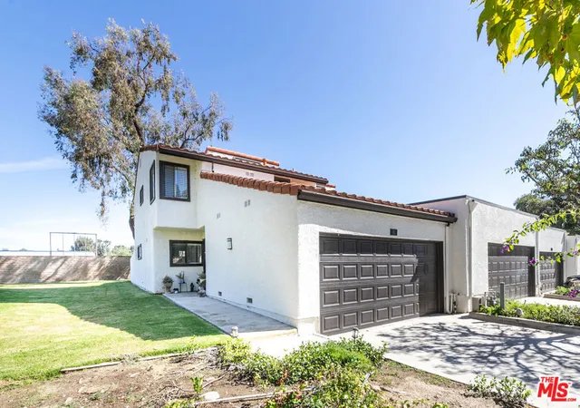Photo 1 of Condo for sale at 91 Helecho Ct, Thousand Oaks, CA 91362 | MLS# 26875251 | Listing updated on 2026-10-10