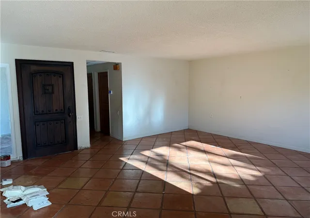 Photo 3 of Sale Pending at 2371 Via Mariposa #D, Laguna Woods, CA 92637 | MLS# OC26185698 | Listing updated on 2026-10-07