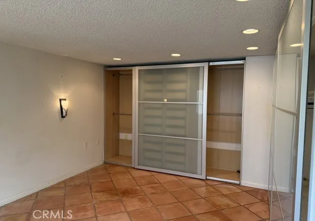 Photo 4 of Sale Pending at 2371 Via Mariposa #D, Laguna Woods, CA 92637 | MLS# OC26185698 | Listing updated on 2026-10-07