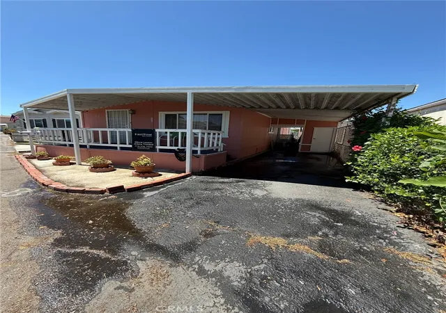 Photo 3 of Manufactured home for sale at 432 S Harbor Blvd S #55, Santa Ana, CA 92704 | MLS# OC26174441 | Listing updated on 2026-10-12