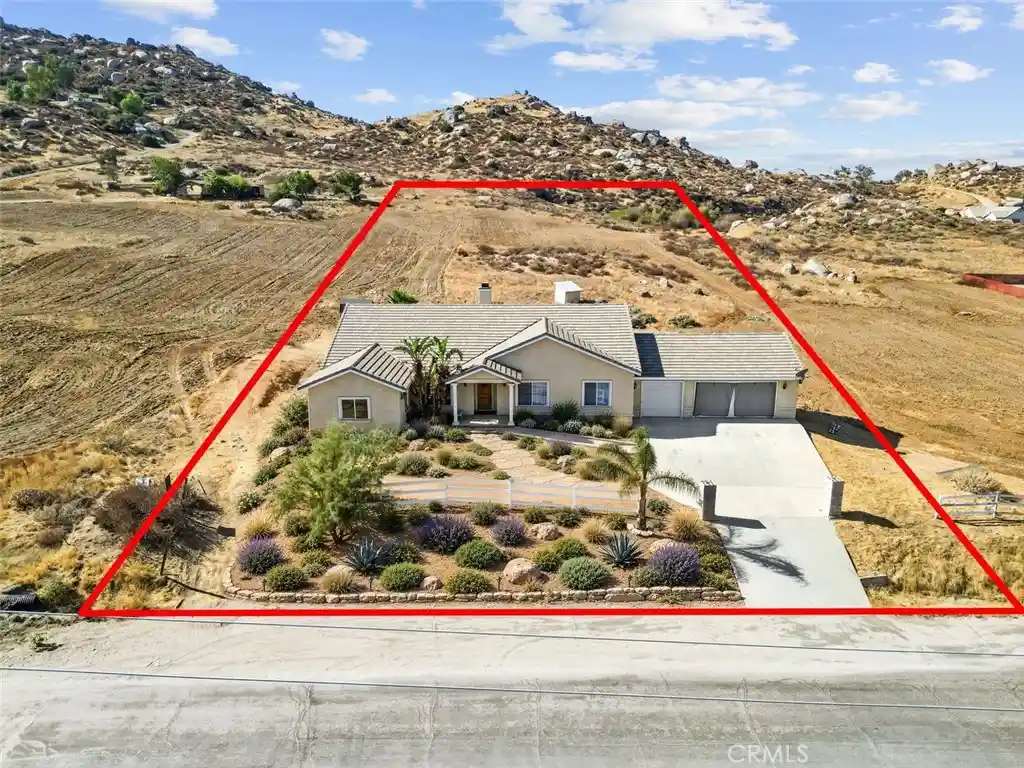 Photo 1 of Single family home for sale at 29715 Central, Nuevo, CA 92567 | MLS# IV26184677 | Listing updated on 2026-10-14