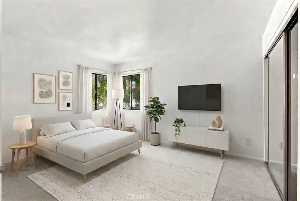 Listing Photo 2 - Condo for sale in 1134 W Blaine located at 1134 W Blaine, Riverside, CA 92507 - Unit #202